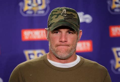 brett favre penis pic